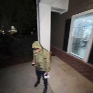 Meet your Posher, Argenis